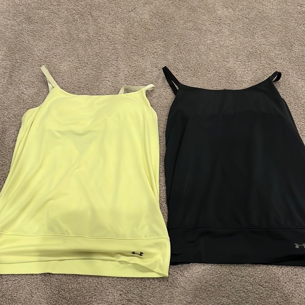 Under Armor built in bra tank top bundle size XS